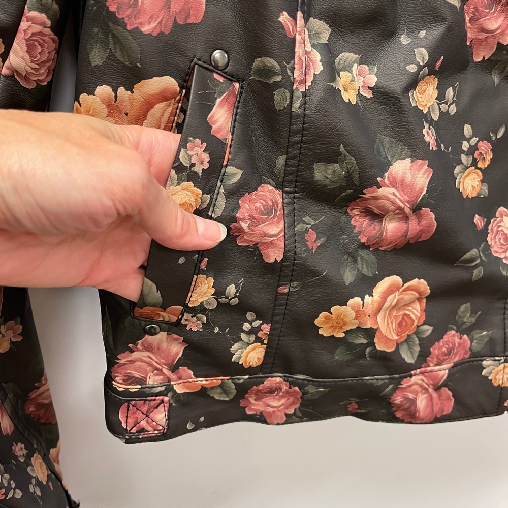 Coffeeshop NY Floral Print Moto Faux Leather‎ Jacket Size M - Picture 6 of 10
